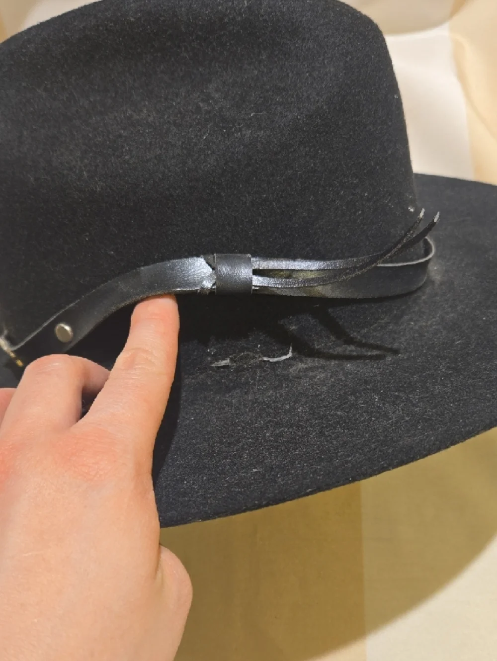 Black Felt Wide-Brim Cowboy Hat with Decorative Band - Picture 11 of 15